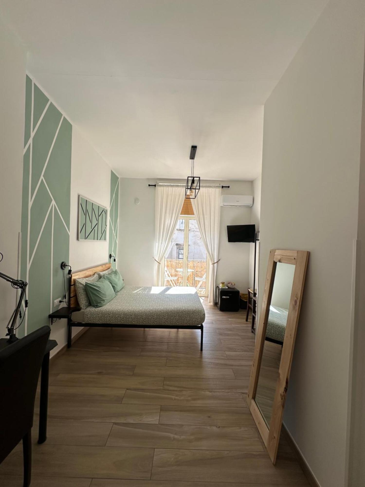 Le Camere Del Nonno Luigi Naples Exterior photo